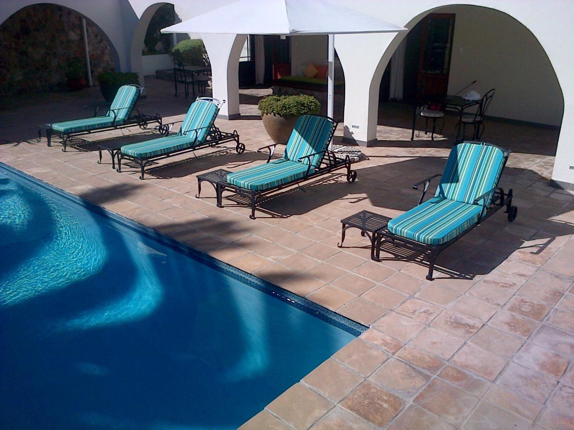 Nautilus Guest House เฮอร์มานุส ภายนอก รูปภาพ