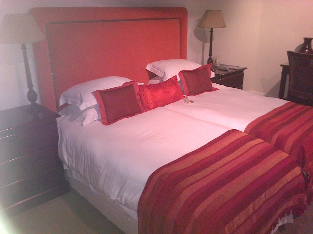 Nautilus Guest House เฮอร์มานุส ห้อง รูปภาพ