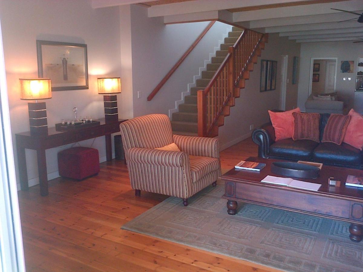 Nautilus Guest House เฮอร์มานุส ภายนอก รูปภาพ